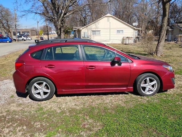 Subaru Impreza 2.0i Limited PZEV 5-Door 2016