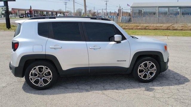 Jeep Renegade Latitude FWD 2015