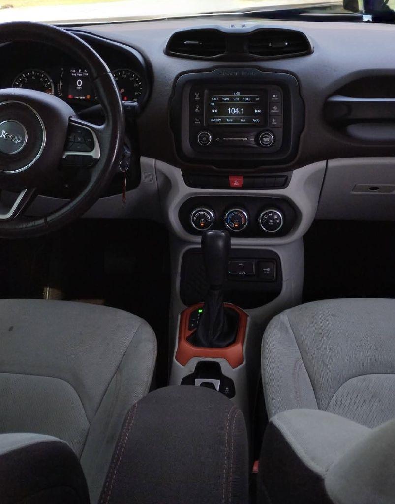 Jeep Renegade Latitude FWD 2015