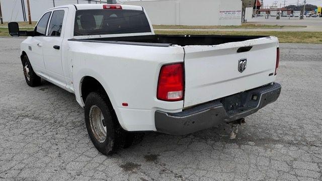 RAM 1500 SLT Crew Cab SWB 4WD 2016