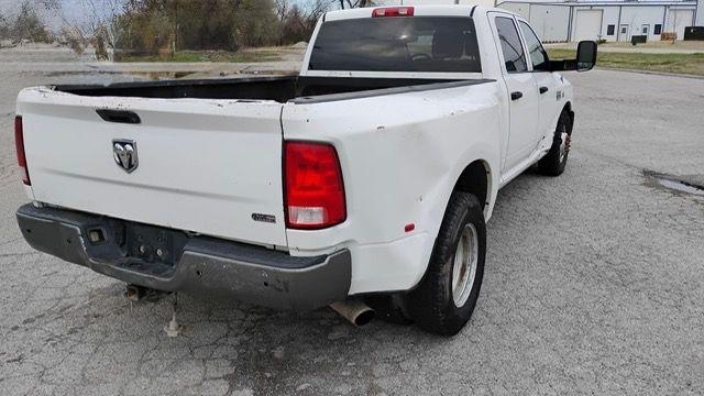 RAM 1500 SLT Crew Cab SWB 4WD 2016