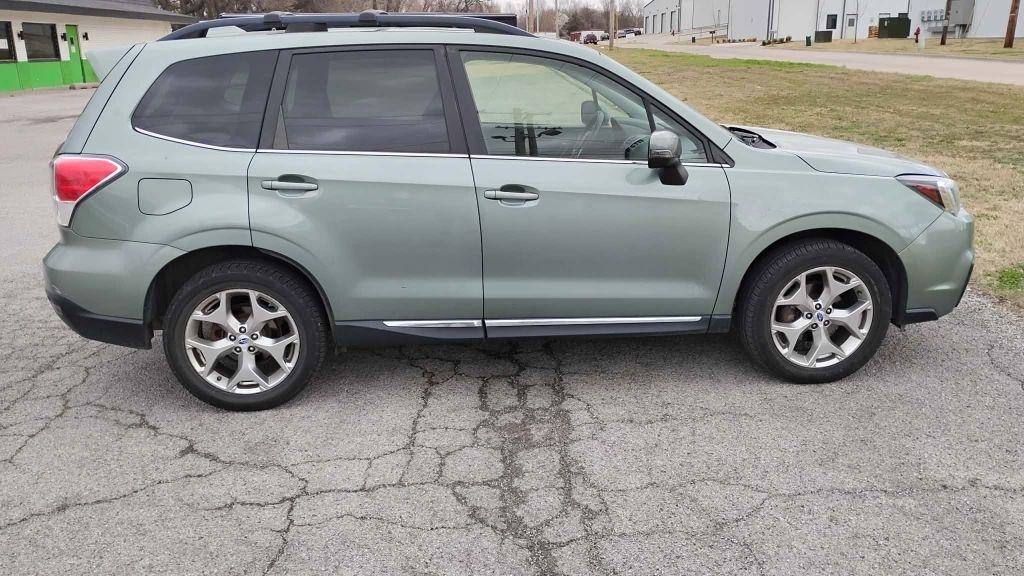 Subaru Forester 2.5i Touring 2017