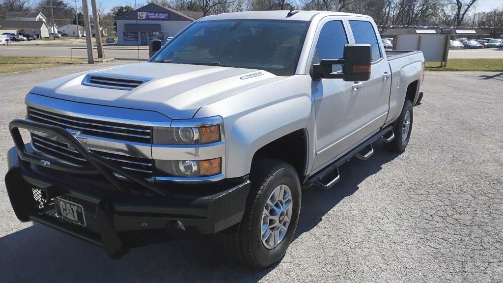 Chevrolet Silverado 3500HD LT Crew Cab 2WD 2018