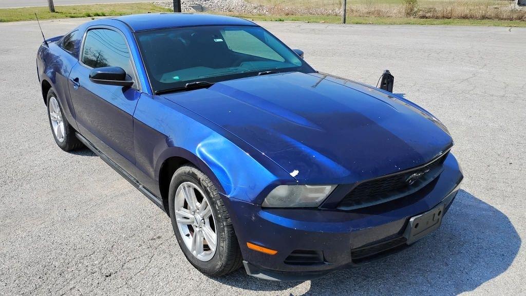 Ford Mustang V6 Coupe 2010