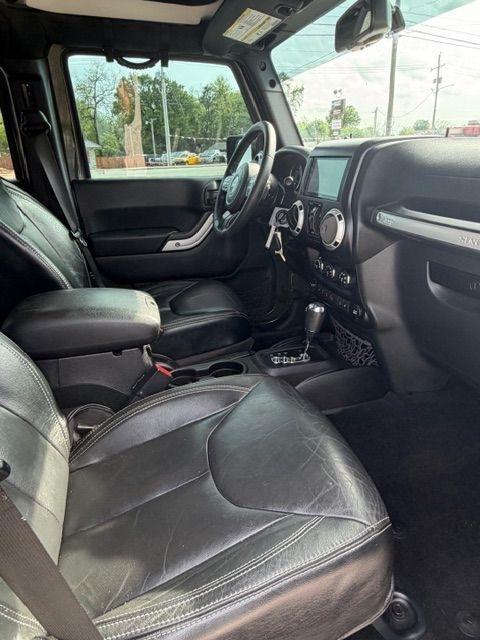 Jeep Wrangler Unlimited Sahara 4WD 2015