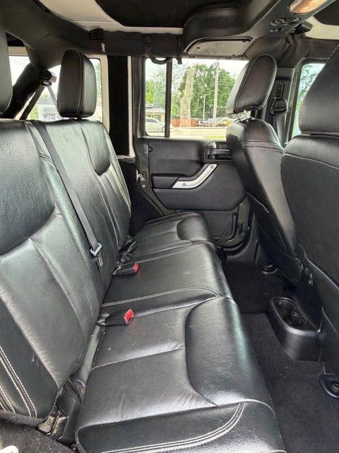 Jeep Wrangler Unlimited Sahara 4WD 2015