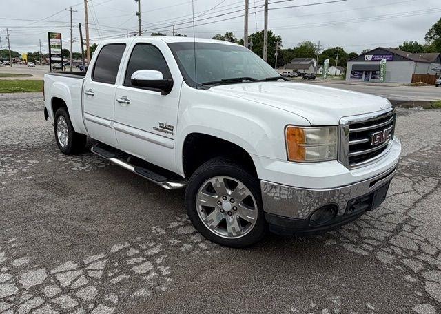 GMC Sierra 1500 SLE Crew Cab 2WD 2013