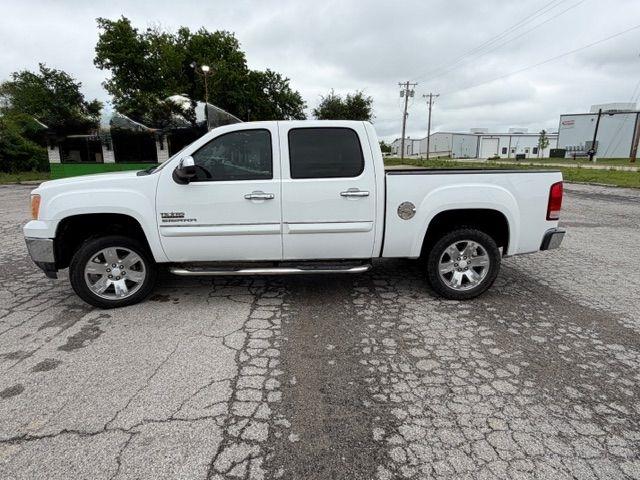 GMC Sierra 1500 SLE Crew Cab 2WD 2013