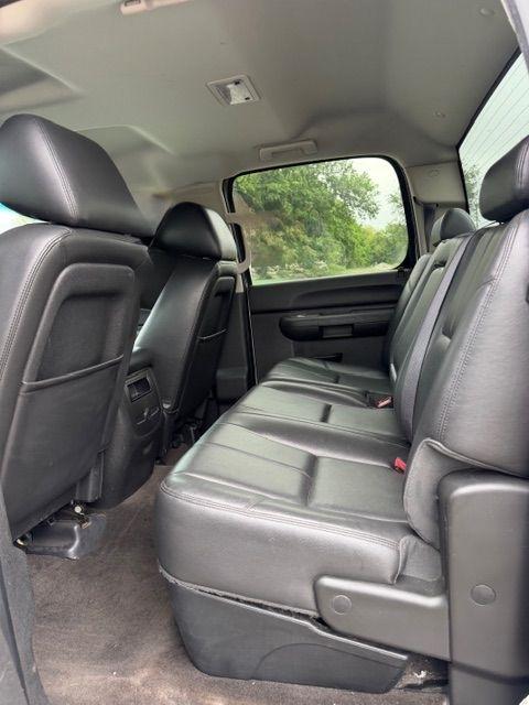 GMC Sierra 1500 SLE Crew Cab 2WD 2013