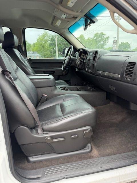 GMC Sierra 1500 SLE Crew Cab 2WD 2013