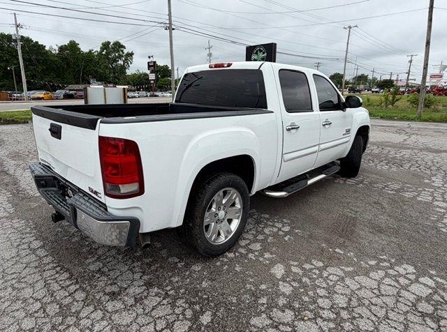 GMC Sierra 1500 SLE Crew Cab 2WD 2013