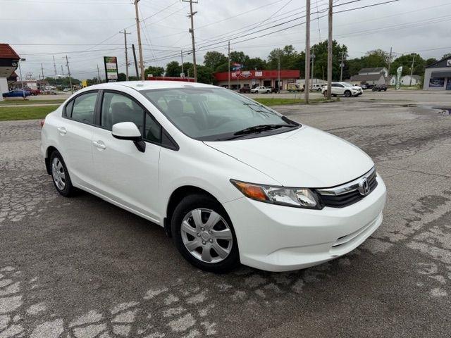 Honda Civic LX Sedan 5-Speed AT 2012