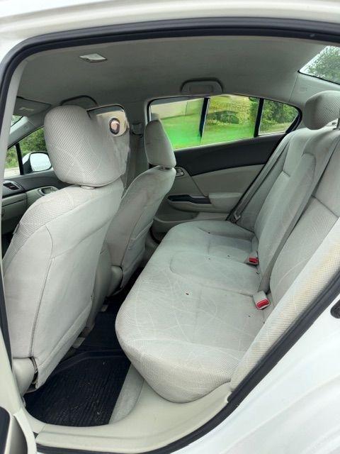 Honda Civic LX Sedan 5-Speed AT 2012