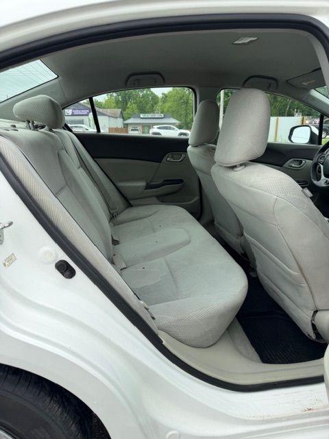 Honda Civic LX Sedan 5-Speed AT 2012