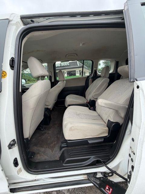 Mazda MAZDA5 Touring 2012