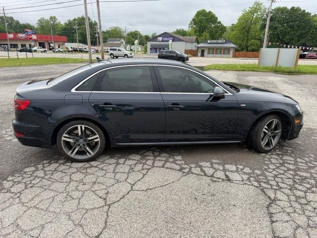 Audi A4 2.0T Prestige quattro Sedan 2017