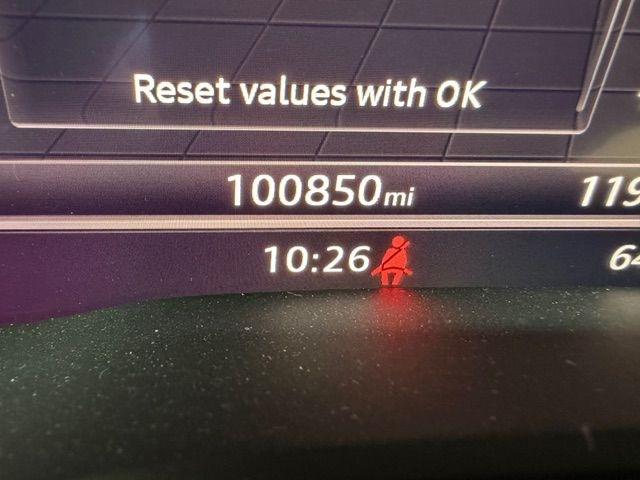 Audi A4 2.0T Prestige quattro Sedan 2017