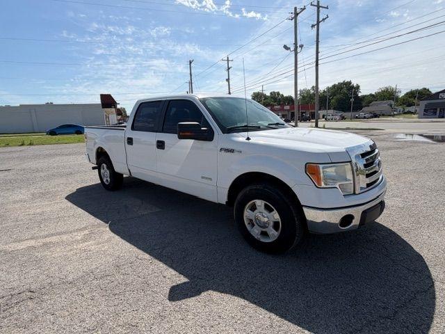 Ford F-150 XL SuperCrew 5.5-ft. Bed 2WD 2011