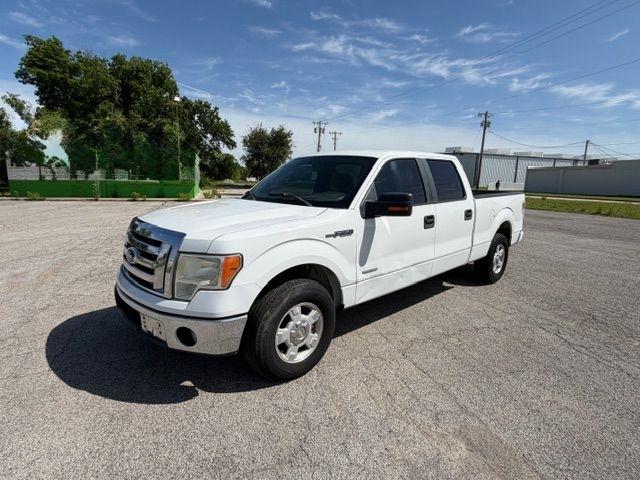 Ford F-150 XL SuperCrew 5.5-ft. Bed 2WD 2011