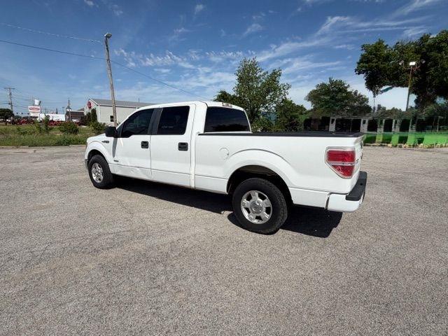 Ford F-150 XL SuperCrew 5.5-ft. Bed 2WD 2011