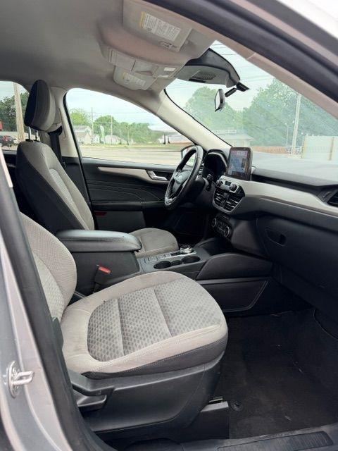 Ford Escape Hybrid SE Sport 2021