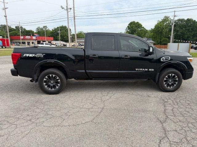 Nissan Titan XD PRO-4X Crew Cab 4WD Diesel 2019