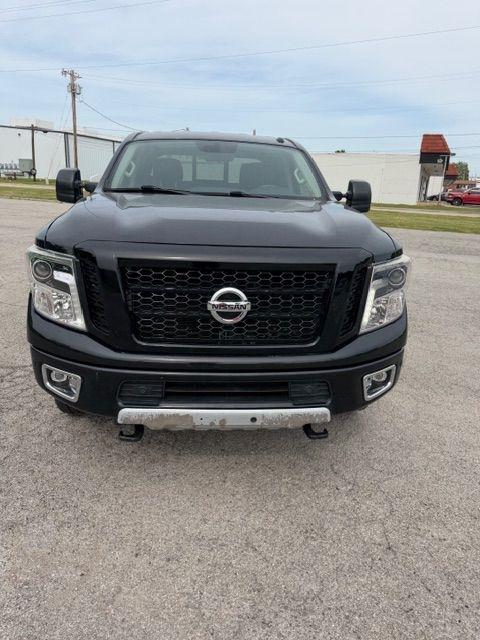 Nissan Titan XD PRO-4X Crew Cab 4WD Diesel 2019