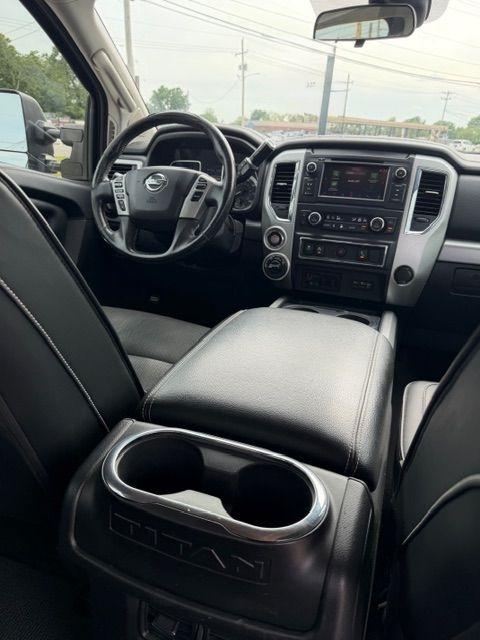 Nissan Titan XD PRO-4X Crew Cab 4WD Diesel 2019