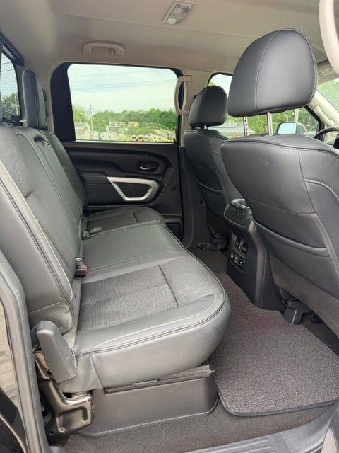 Nissan Titan XD PRO-4X Crew Cab 4WD Diesel 2019