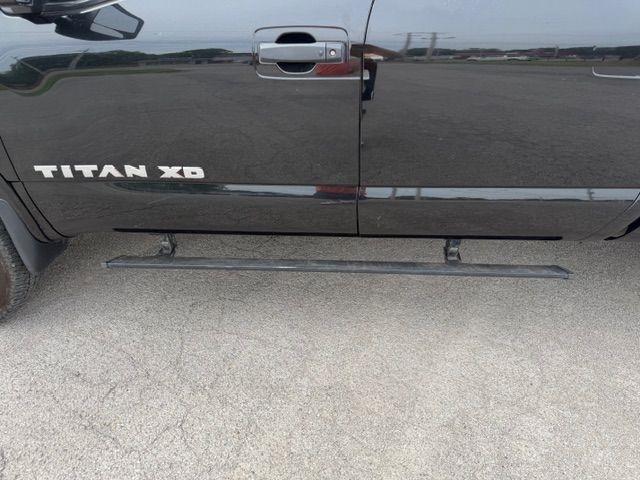 Nissan Titan XD PRO-4X Crew Cab 4WD Diesel 2019
