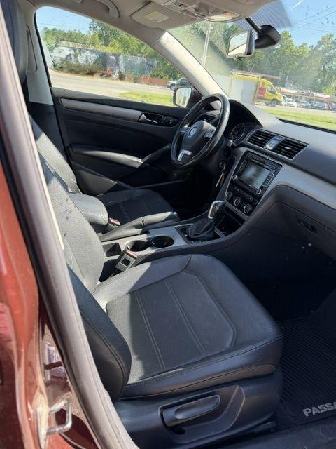 Volkswagen Passat 2.0L TDI SE AT 2014