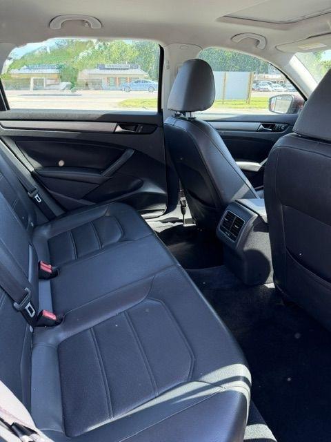 Volkswagen Passat 2.0L TDI SE AT 2014