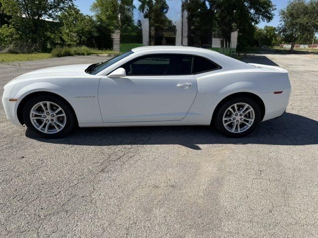 Chevrolet Camaro LS Coupe 2013