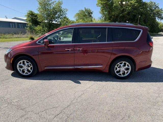 Chrysler Pacifica Touring-L Plus 2017