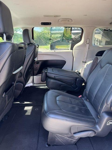 Chrysler Pacifica Touring-L Plus 2017