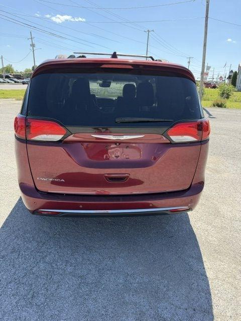 Chrysler Pacifica Touring-L Plus 2017