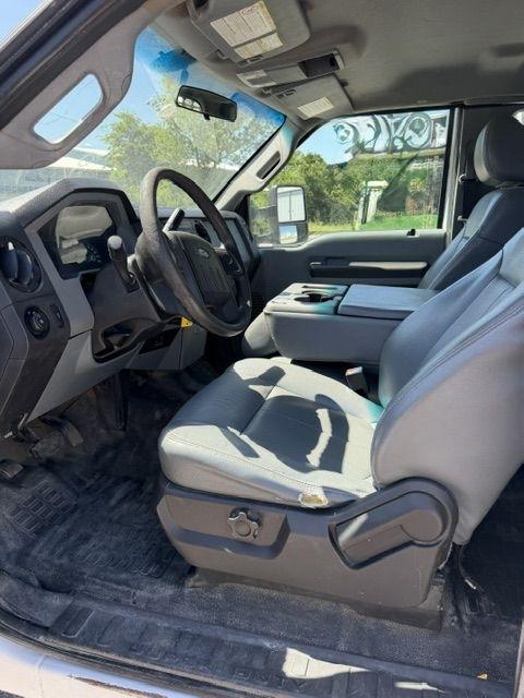 Ford F-350 SD XL SuperCab Long Bed DRW 2WD 2014