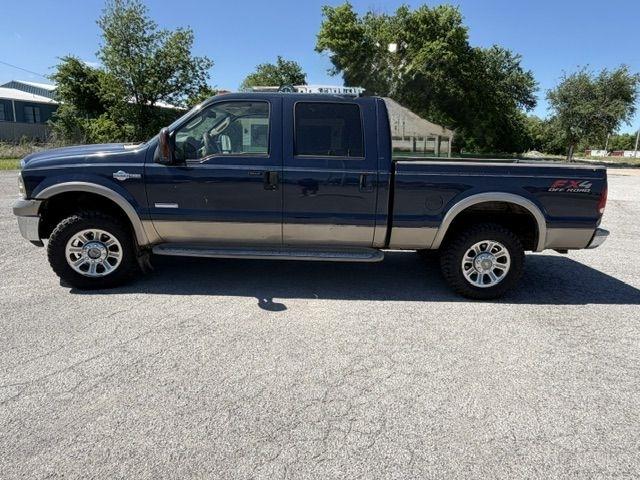 Ford F-250 SD XL Crew Cab 4WD 2006