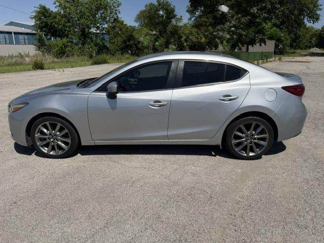 Mazda MAZDA3 s Touring AT 4-Door 2018