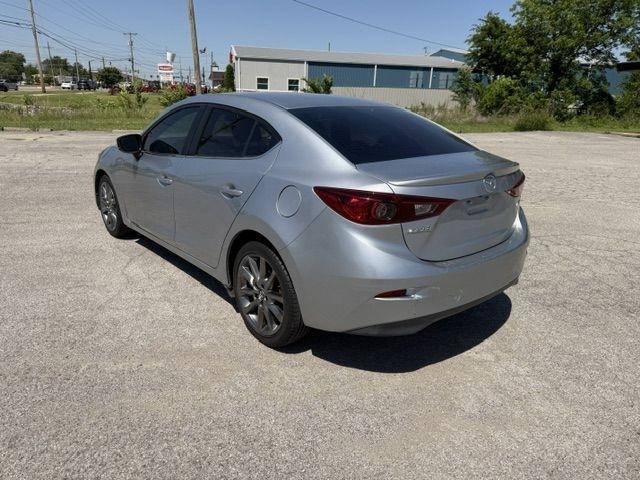 Mazda MAZDA3 s Touring AT 4-Door 2018