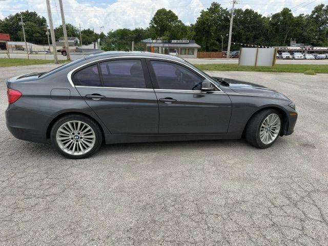 BMW 3-Series 328i Sedan 2013