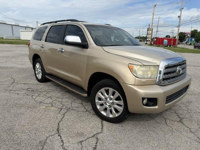 Toyota Sequoia Plantium 2WD 2011