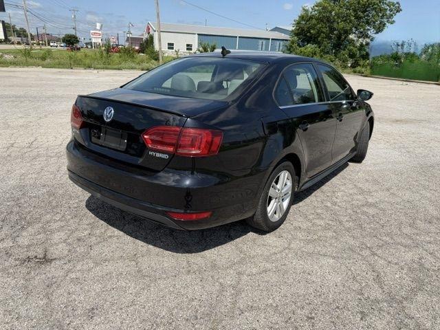 Volkswagen Jetta Hybrid Base 2013