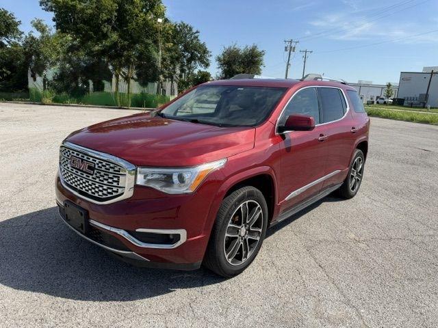 GMC Acadia Denali 2019