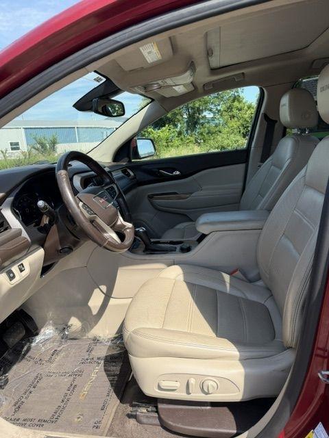 GMC Acadia Denali 2019