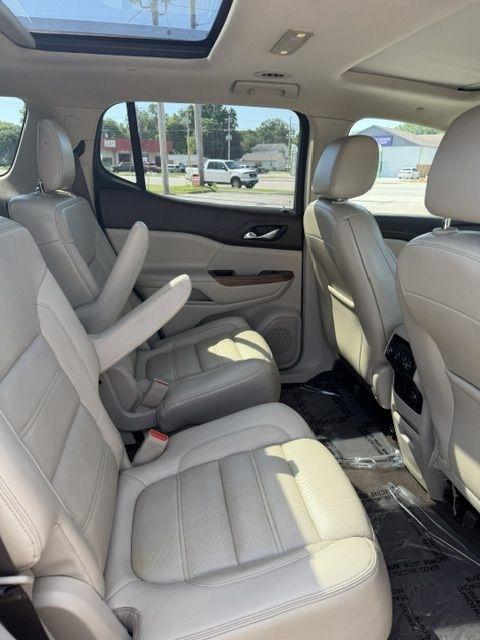 GMC Acadia Denali 2019