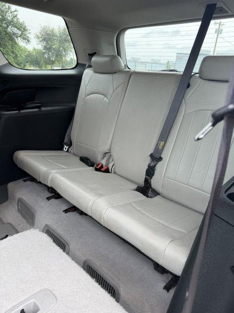 GMC Acadia Denali AWD 2012