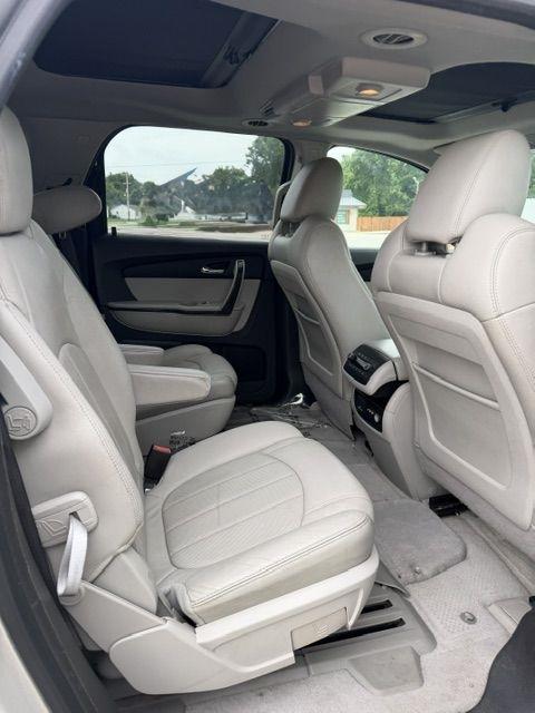GMC Acadia Denali AWD 2012