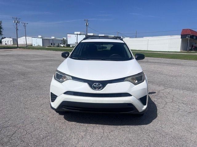 Toyota RAV4 LE FWD 2016