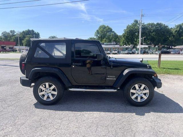 Jeep Wrangler Sport 4WD 2010